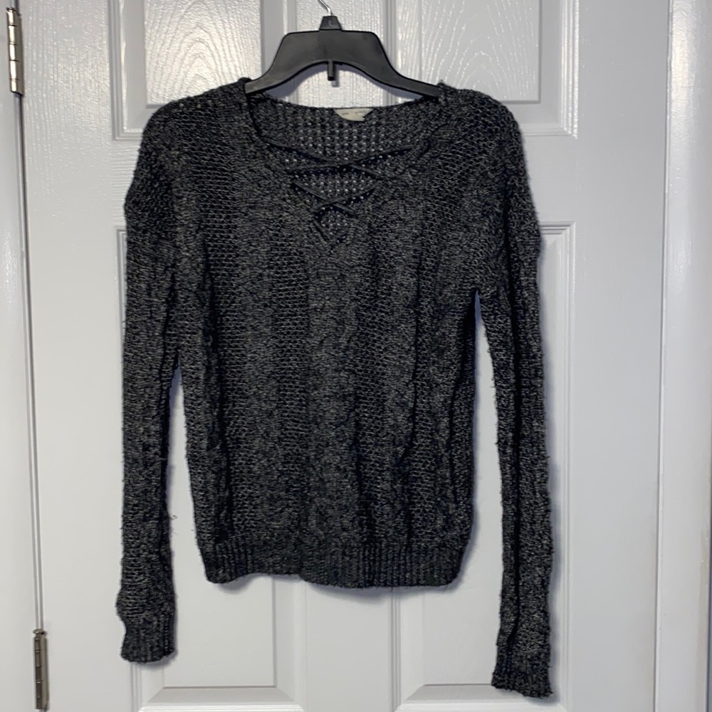Sweater, v-neck, American eagle